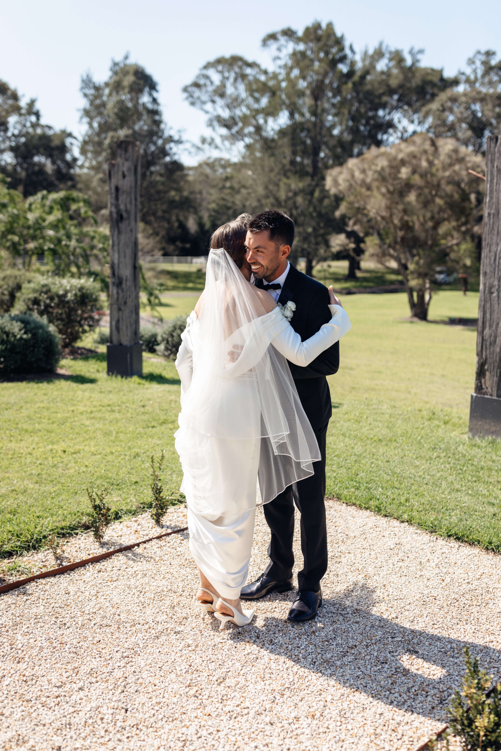 a couple hugging after their first look