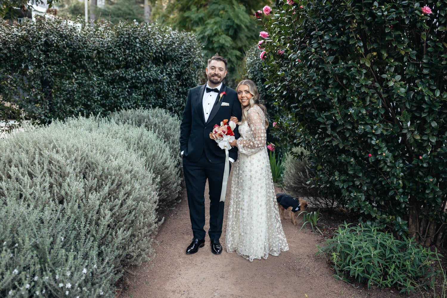 a beautiful garden portrait at their lodge Jamberoo wedding